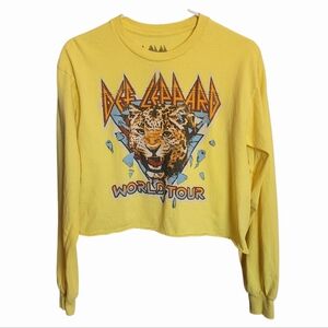 Def Leppard World Tour Long Sleeve Cropped Graphic Tee - Size S/M